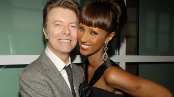 Ő David Bowie és Iman ritkán látott lánya: a 25 éves Lexi anyja klónja, igazi párját ritkító szépség Ő David Bowie és Iman ritkán látott lánya: a 25 éves Lexi anyja klónja, igazi párját ritkító szépség