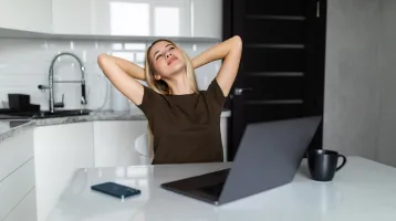 Csináld ezt naponta 10 percig, és rövid időn belül feltűnően jobb lesz a tartásod