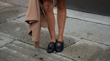 Új korszak a cipődivatban: nagypapáink nosztalgikus modellje lesz a legtrendibb választás 2026-ban