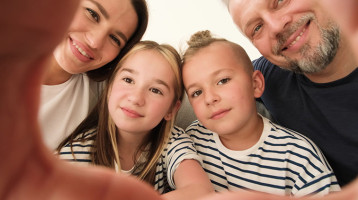 Végleg eldőlt a nagy vita: Erre a szülőnkre tényleg jobban hasonlítunk