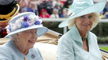 Kiderült, mit mondott II. Erzsébet Kamillának az esküvő napján: előre figyelmeztette 