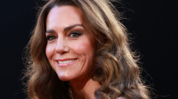 Katalin hercegné mindenkit túlragyogott a BAFTA-gála vörös szőnyegén: ő volt a díjátadó legszebbje – Fotók