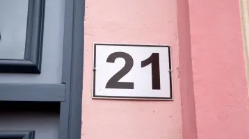 Ezeket tartják a legbalszerencsésebb házszámoknak - a tiéd köztük van?