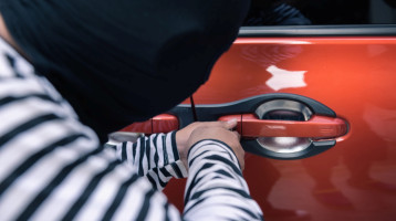 Ilyen színű autókat lopnak el a legtöbbet – lehet, hogy a tiéd is célpont?