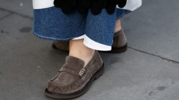 "Rutched loafers": az elegáns nők erre az időtlen cipőtípusra esküsznek idén ősszel