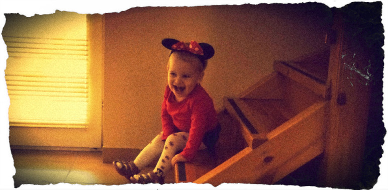 Családunkból jelentjük: szakadunk a nevetéstől! Családunkból jelentjük: szakadunk a nevetéstől!