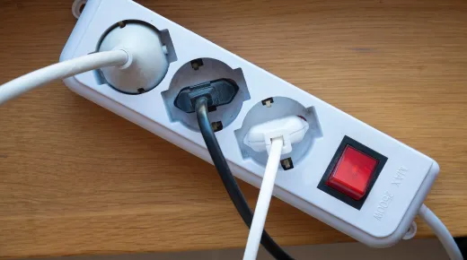 Bármikor elmehet otthon az áram? Magyar Péter közölte az energiaellátási vészhelyzet forgatókönyvét Bármikor elmehet otthon az áram? Magyar Péter közölte az energiaellátási vészhelyzet forgatókönyvét