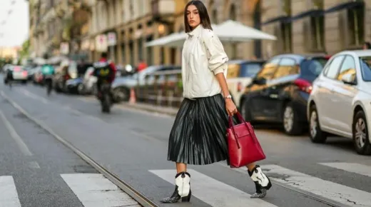 Cipővásárlás előtt állsz? Ez az ikonikus lábbeli most újra divatba jött, szinte le sem lehet robbantani a nőkről Cipővásárlás előtt állsz? Ez az ikonikus lábbeli most újra divatba jött, szinte le sem lehet robbantani a nőkről