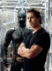 Bale-nek Bruce Wayne, vagyis Batman eljátszása hozta meg a világhírnevet a 2005-ös Batman: Kezdődik! című filmben. Szuperhős lévén nyilván kellettek azok a kockák a hasára, amiért keményen meg is dolgozott: rögtön A gépész után alakult át izomkolosszussá. Egy kicsit túlzásba is vitte, Christopher Nolan, a film rendezője a kamerateszten kérte meg, hogy dobjon le 10 kiló izmot a forgatás megkezdése előtt.