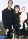 Annaliza Seagal

Annaliza Steven Seagal második legidősebb lánya, ő 1987-ben született. Édesanyja a sztár harmadik felesége, Kelly Le Brock, aki úgy került a képbe, hogy Steven megcsalta vele a második feleségét. Az alábbi kép Annaliza születése után néhány hónappal készült, sajnos szinte ez az egyetlen, ami az interneten fellelhető róla. Visszavonultan él, nem szeret szerepelni. Aggodalomra azonban semmi ok, csinos testvérei helyette is kiélvezik a rivaldafényt.