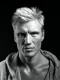 Dolph Lundgren - A svéd akciósztár amerikai egyetemeken tanult, majd hazatért és a Királyi Műszaki Intézetben vegyészmérnök lett, majd a University of Sydney-n a mesterszakot is elvégezte. Ausztráliai tanulmányai alatt még Fulbright ösztöndíjat is nyert.