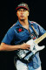 Tom Morello - A Rage Against the Machine és az Audioslave gitárosa egy Harvardi szociológia diploma büszke tulajdonosa. Egy ideig politikai pályára készült, dolgozott is egy szenátori hivatalban, de az ott tapasztaltak miatt elment a kedve a politikától. 