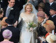 Blake Lively – Adaline varázslatos élete

A jelmeztervező Angus Strathie volt a felelős a filmben lévő ruhákért, aki Oscar-díjat is nyert a Moulin Rouge-ban végzett munkájáért. A főszereplőt alakító Blake Lively az 1920-as években ment férjhez, a ruha pedig jól tükrözi az akkori divatot, és remek inspirációforrás azoknak a menyasszonyoknak, akik retro stílusú ruhát keresnek esküvőjükre.