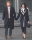 Harry herceg azonban hallani sem akar a dologról, ugyanis épp eléggé megviseli őt az a kiemelt médiafigyelem és a sok rosszindulat, ami körül veszi feleségét. "Ha Meghan újra filmezni kezdene, akkor még inkább a reflektor elé kerülne, ha lehet egyáltalán ennél még jobban" - kezdte az uralkodó család egyik bennfentese a DailyStarnak. 