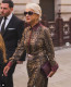 Helen Mirren szintén felbukkant a nagyszabású divateseményen - ő egy állatmintás ruhában aratott, melyet őszies kiegészítőkkel dobott fel. Imádtuk! 