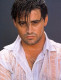 A sorozat szívtiprójáról, Matt LeBlanc-ról kevesen tudják, hogy alapvetően introvertált a személyisége és a hirtelen jött világhír teljesen összeroppantotta. Nem tudta a helyén kezelni, hogy folyamatosan megbámulták, aláírást kértek tőle vagy fotózkodtak vele. A sorozat viszont jól fizetett, ezért végül nem szállt ki belőle, sőt, egy saját show-t, a Joey-t is bevállalta. 2006-ban vonult vissza a kaliforniai szarvasmarha-farmjára, ahol végre nyugalomban élhet. Csupán a Top Gear (magyarul Csúcsmodellek) című tévéshow műsorvezetése miatt hagyta el a tanyáját az utóbbi években.