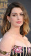 Anne Hathaway - A színésznő sokszor a közelgő szerepe miatt az étkezési szokásait is megváltoztatja. A Nyomorultak című filmhez saláta-diétát követett, amivel 11 kilót adott le. Nem csoda, pusztán leveleket és párolt zöldségeket evett.