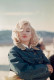 Marilyn Monroe-t és egy First Ladyt is elcsábított. Marilynnek 1957-ben kezdett el udvarolni és bele is szeretett a gyönyörű színésznőbe, a szándékai annyira komolyak voltak, hogy meg is kérte a szexszimbólum kezét. Ám Marilyn nem érzett így iránta, a lénykérésre nemet mondott és inkább egykori férjével Joe DiMaggioval kezdett el találkozgatni. Emiatt Sinatra össze is ugrott a baseball-legendával, aminek következtében nem mehetett el később Marilyn temetésére. Sinatra állítólag az elnök nejével, Jackie Kennedyvel is ágyba bújt egyszer. 