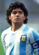 November végén, 60 éves korában meghalt Diego Maradona a legendás argentin focista. A világbajnok argentin már régóta betegeskedett, többször operálták, végül egy sikeres műtét után szívrohamot kapott, ami végzetes volt számára.