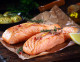 3: halak. A lazac, a tonhal vagy a makréla kitűnő választás ahhoz, hogy omega-3 zsírsavval töltsük fel szervezetünket. Ez a zsírsav ugyanis szükséges az agy és az idegsejtek számára, valamint a várandós nőknél lehetővé teszi a baba egészséges fejlődését és segít megelőzni a koraszülést. Emellett a szívbetegségek kialakulásának kockázatát is csökkenti. Amennyiben vegetáriánus vagy vagy nem szereted a halat, fogyassz lenmagot, amely szintén magas omega-3 tartalommal rendelkezik.