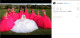 Pink vattacukor

Nem értjük a vattacukor koncepciót, ezek a pink ruhák a kedvenc Barbie babánk gardróbjára emlékeztetnek a gyerekkorunkból. Kicsit soknak érezzük a hatalmas szoknyát és a furcsa fejdíszt sem tudjuk hova tenni.