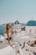 Santorini már talán rajta is van a bakancslistádon, ezért épp itt az ideje, hogy tényleg elutazz! Strandolás, kirándulás, városnézés, shoppingolás, igazi görög ízek - ezekből mind a legjavát kapod majd Santorinin. 