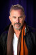 Kevin Costner - A színész Ocean Therapy Solutions néven saját pénzéből indított egy vállalkozást, amely az óceánokat olajtól megtisztító berendezéseket üzemeltet. Kevin Costner - A színész Ocean Therapy Solutions néven saját pénzéből indított egy vállalkozást, amely az óceánokat olajtól megtisztító berendezéseket üzemeltet.