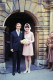 Második házasságkötésénél az esküvői ruháját is Hubert de Givenchy tervezte.