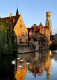 Brugge, Belgium

Brugge egy kis város, de varázslatos hangulatot áraszt a középkori épületeivel, csatornáival és hídjával. A városban található kávéházak, csokoládé boltok és cukrászdák különleges ízélményeket kínálnak.