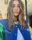 Hailey Bieber bár már rövid hajjal hódít, ez a szín évek óta a védjegye. 