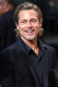 Brad Pitt 1995-ben, majd 2000-ben is elnyerte a People magazin által adott „Az év legszexisebb férfija” díjat, azonban most a Vogue magazin arról kérdezte, szerint kik a legsármosabb férfiak. A színész nem szabadkozott, őszintén válaszolt, ami valljuk be, nem kis dolog, hiszen sokaknak erősebb a hiúsága annál, minthogy őszintén dicsérjenek másokat, így ez az ő személyiségéről is sokat elmond.