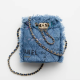 Chanel Mini Bucket with Chain kistáska 2000 €
