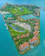 Shakira most a híres Fisher Island-en szeretne lakást venni. Egy mesterséges szigetről van szó, ami Florida partjaitól nem messze található, és multimilliomosok lakják, ráadásul csak hajóval vagy helikopterrel lehet megközelíteni.