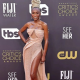 Angelica Ross egy mesés Valdrin Sahiti estélyit viselt. 