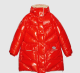 Gucci Reversible down padded nylon jacket 

Bár a steppelt pufidzskeik most nagy korszakukat élik, ez a fényes piros oversize darab azért erős túlzás - kizárt, hogy ez bármikor is divatos lenne!Az ára 1,2 millió forint-