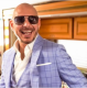 Pitbull 

A 40 éves kubai származású énekes-rapper a világ egyik legsikeresebb latin előadóművésze: az elmúlt években szinte csak spanyol nyelven adott ki dalokat, ezért Magyarországon nem hallotthattunk olyan sokat róla, mint 5-10 évvel ezelőtt, ennek ellenére hatalmas népszerűségnek örvend világszerte. Az elmúlt egy évben 5.4 millió ember gondolta azt, hogy ő a legszexibb kopasz híresség. 