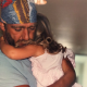 1988-ban született Hulk Hogan második gyermeke, egy kislány. Természetesen a világhírű pankrátor rajongásig imádja őt, Brooke pedig már a 32. életévét is betöltötte azóta. Ezzel a képpel köszöntötte apját Apák napján. S hogy hogy fest ma? Mutatjuk!