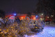 9. Vilnius, Litvánia

Ez a helyszínt leginkább alábecsült, pedig gyönyörű. Nem számít mennyire van hideg, és mennyire sötét a tél, az ünnepi hangulat garantált Vilniusban.