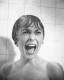 Mint ismert, a híresség anyja az a Janet Leigh, aki az 1960-as Psycho legendás zuhanyzós jelenetének színésznője volt – az Alfred Hitchcock-filmben nyújtott alakításáért Golden Globe-díjat kapott, valamint pályafutása során először és egyben utoljára Oscar-díjra is jelölték.