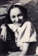 Szabó Magda 1940-ben a debreceni egyetemen szerzett latin-magyar szakos diplomát, ezután a helyi Református Leányiskolában, majd Hódmezővásárhelyen tanított, a második világháború után pedig a Vallás- és Közoktatásügyi Minisztérium munkatársa lett.