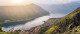 Az iménti fotókon Montenegro egyik ékkövét, az elragadó szépségű Kotor városát láthattad. A régi mediterrán kikötő, az UNESCO világörökségi helyszínek, a középkori emlékek és a lenyűgöző természeti látványosságok egyre több turistát csábítanak a helyszínre.

Nos, te is Kotorra tippeltél?