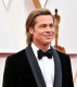 Brad Pitt fiatalos megjelenése kapcsán azonnal felmerült az arcplasztika lehetősége. A pletykát tovább tüzelte egy vírusos TikTok-videó, amiben Dr. Jonny Betteridge elemzi a sztár három éve készült fotóit. Dr. Betteridge "jelentős" változásokat észlelt, és az eljárás költségét több mint 100 000 dollárra becsülte. A találgatások vitákat váltottak ki a közösségi médiában, és a rajongók Pitt fotóit boncolgatják, és az átalakulása mögött meghúzódó módszerekről spekulálnak. Pitt nem cáfolja, de nem is igazolja az állítást, ami tovább fokozza az állítólagos kozmetikai beavatkozás körüli találgatásokat.

Ez például egy 2020-as kép, amit láthatsz róla.