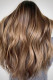 A fordított balayage frizura karbantartása

A fordított balayage technika talán legnagyobb előnye, hogy nagyon minimális karbantartást igényel. Egy egyszerű hajápoló sampon és egy mélyhidratáló hatású kondicionáló minden, amire szükséged lesz, hogy hajad hosszú időn át ragyogó és gyönyörű maradjon. Emellett a lenövés miatt sem kell aggódnod, a sötétebb árnyalatú hajtövek ugyanis teljesen egybeolvadnak majd hajad természetes árnyalatával. Ha pedig ez még nem lenne elég, ez a frizura valóban mindenkinek jól áll, az egészen világos szőke kiemelésekkel rendelkezőktől kezdve egészen a mélybarna frizurás hölgyekig.