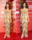 Amal Clooney Atelier Versace ruhában

A Clooney Foundation For Justice az Albie-díjátadón Amal egy pezsgőszínű rojtos ruhában mutatta be, milyen is az a vintage csillogás. Az Albie-díjat George és Amal Clooney azért hozták létre, hogy reflektorfénybe helyezzék azokat az embereket, akik fáradhatatlanul dolgoznak az igazságért világszerte és emiatt gyakran veszélyben vannak.