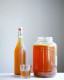 A Kombucha szinten hatékony megoldást jelenthet a puffadás legyőzésében: ez egy fermentált, enyhén pezsgő, édesített fekete tea ital, amit főleg egészségügyi előnyei miatt fogyasztanak az emberek, nem mellesleg remek posztbiotikum forrás is.