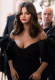 Selena tehát nem sokat bízott a képzeletre, már ami női idomait illeti, ez pedig mostanában egyre gyakrabban fordul elő, ami nem is meglepő, hiszen új szerelme mellett az énekesnő csak úgy sugárzik az önbizalomtól és a boldogságtól.
 