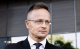 Szijjártó Péter bejegyzésében leszögezte: ez a tizenegy ember Magyarországon szabadon mozoghat, "azt csinálnak, amit jónak látnak, azzal lépnek kapcsolatba, akivel akarnak". Úgy értékelt: "a hazug támadások és a személyeskedés" helyett inkább örülni kellene a tizenegy ember szabadságának.