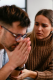 4. Tudsz csendben maradni, amikor más reagálna? - Az intelligens emberek tudják, hogy a gyors válasz nem mindig a legjobb válasz. Aki mindig képes megállni egy pillanatra, mielőtt megszólal, az érzelmileg érett és stratégiailag gondolkodó személy. Ez a tulajdonság különösen ritka – és jellemző a kiemelkedő IQ-val rendelkezőkre.