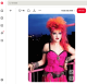 A 80-as években Cyndi Lauper tehát a popzene egyik legnagyobb sztárja volt, aki nemcsak dalaival, hanem megjelenésével is kitűnt a tömegből. Abban az időben a zenei világot sokszor szabályok és elvárások határozták meg, ő azonban fittyet hányt ezekre. Színes hajával, merész sminkjével és extravagáns ruháival teljesen egyedinek számított, a közönség pedig imádta a vagány, felszabadult stílust, amely tökéletesen illett energikus dalaihoz.