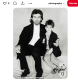 Dhani Harrison 1978. augusztus 1-jén született Angliában, és gyermekéveit apja birtokán, a Friar Parkban töltötte. George Harrison tudatosan igyekezett távol tartani fiát a Beatles-mítosztól, így Dhani sokáig nem is tudta, milyen szerepet játszott apja a zenetörténetben. 

Gyerekként katonai iskolába jelentkezett – részben lázadásból –, fizikát és ipari formatervezést tanult, sőt, egy ideig aerodinamikusként dolgozott egy sportautó-gyártónál. Mindez azt mutatta, hogy Dhani tudatosan próbált eltávolodni a zenei pályától. Ennek ellenére a stúdiók világa már fiatalon ismerős volt számára: apja bevonta a felvételekbe, megtanította neki a hangrögzítés alapjait, és felnőttként együtt dolgoztak George utolsó albumán is.